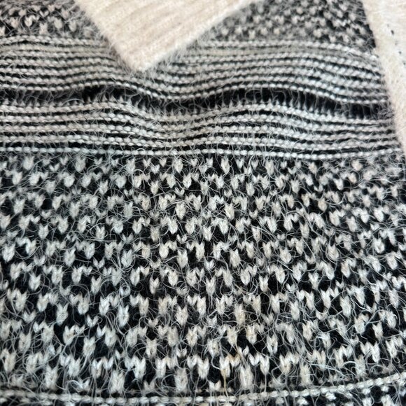 Sacred Threads Cardigan Sweater Boho Open Fuzzy L/XL Geometric Print Black White - Picture 3 of 11